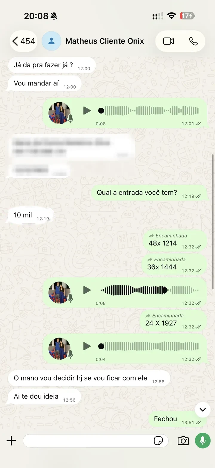 Conversa em que o cliente diz ter 10 mil de entrada e recebe simulações de parcelamento